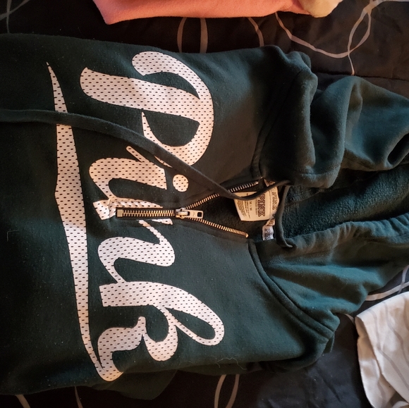 Victoria Secret Pink lot💗 *Price is firm* - Picture 6 of 7